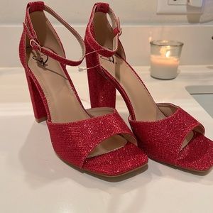 Fuchsia Glitter Heels